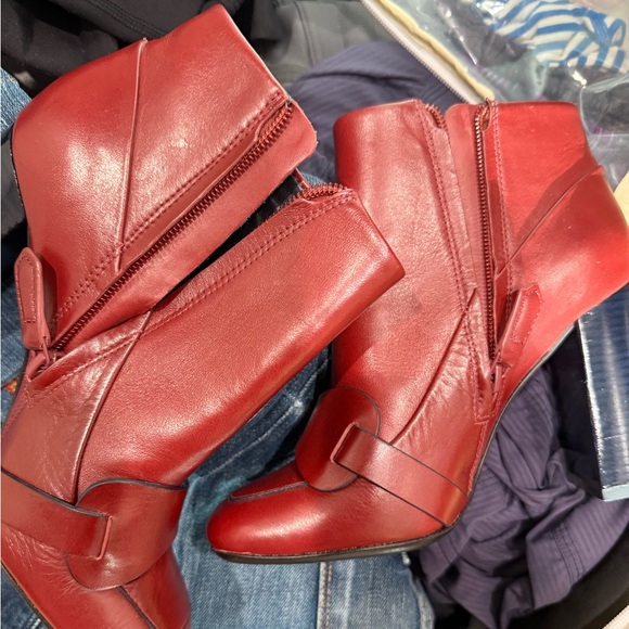 Tory Burch leather ankle boots size 6 - Picture 8 of 8